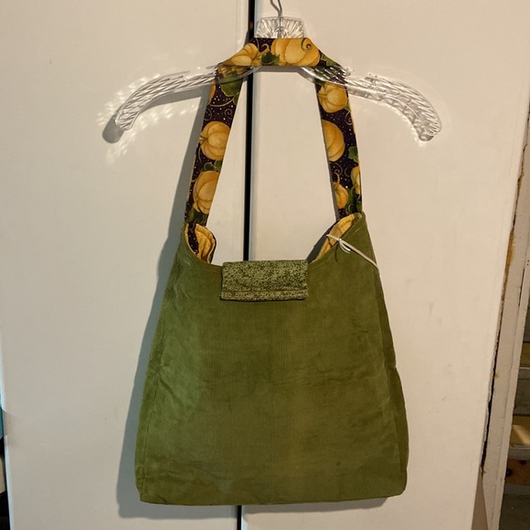 Blooming Designs Handmade Tote - Picture 2 of 11